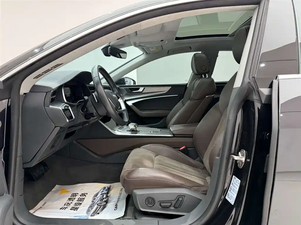 Audi A7L 2024 45TFSI S-line Dream Edition Crystal Package фото 15