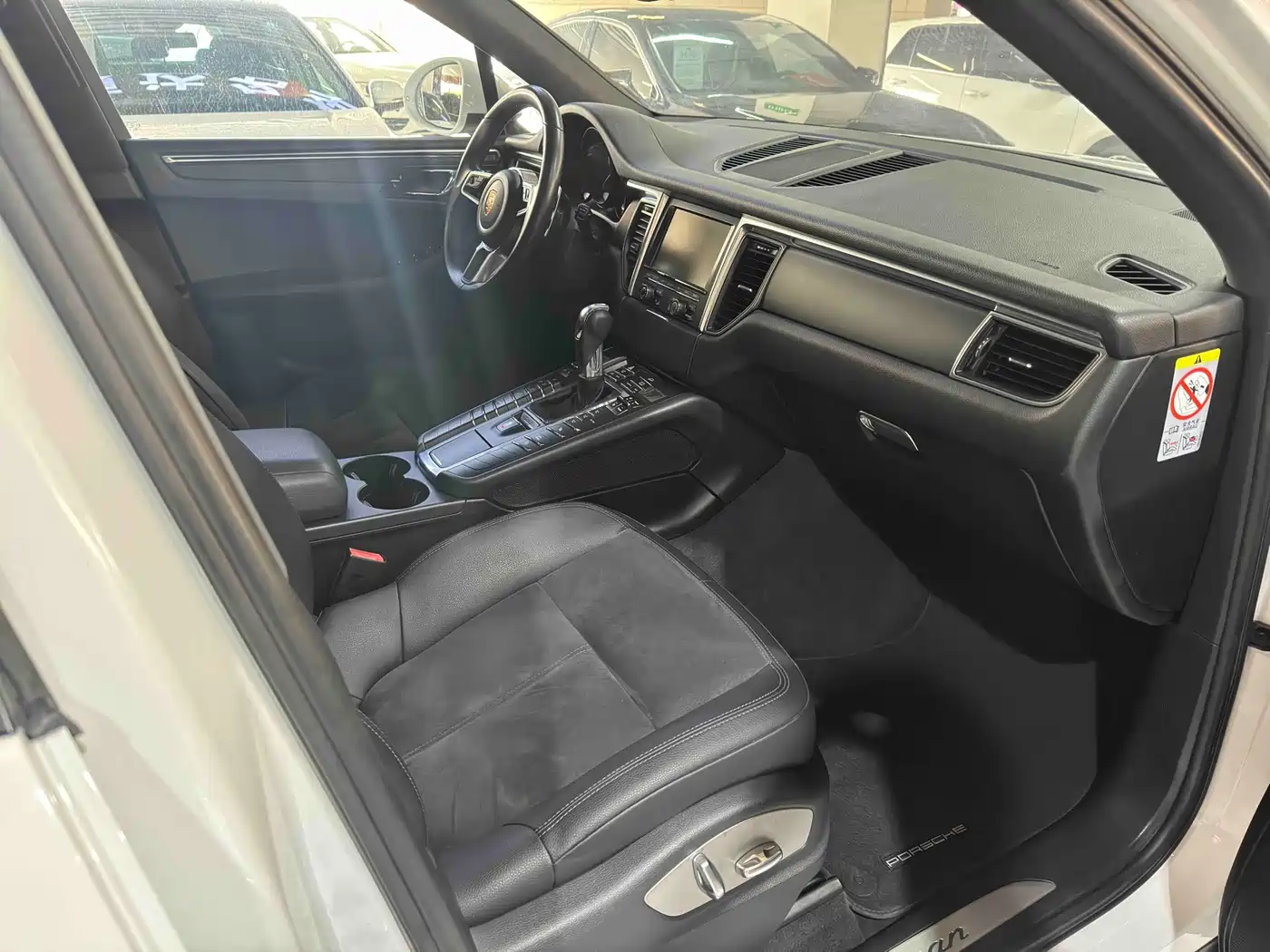 Porsche Macan 2014 Macan 2.0T фото 9