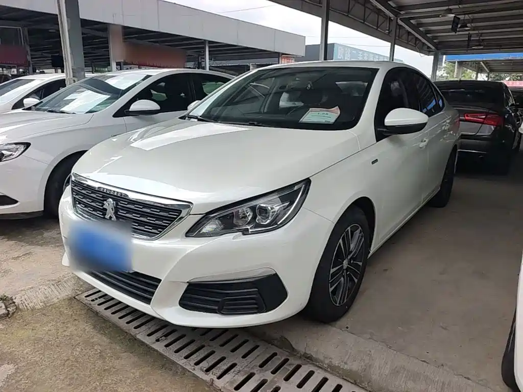 Фото 2 - Peugeot 308