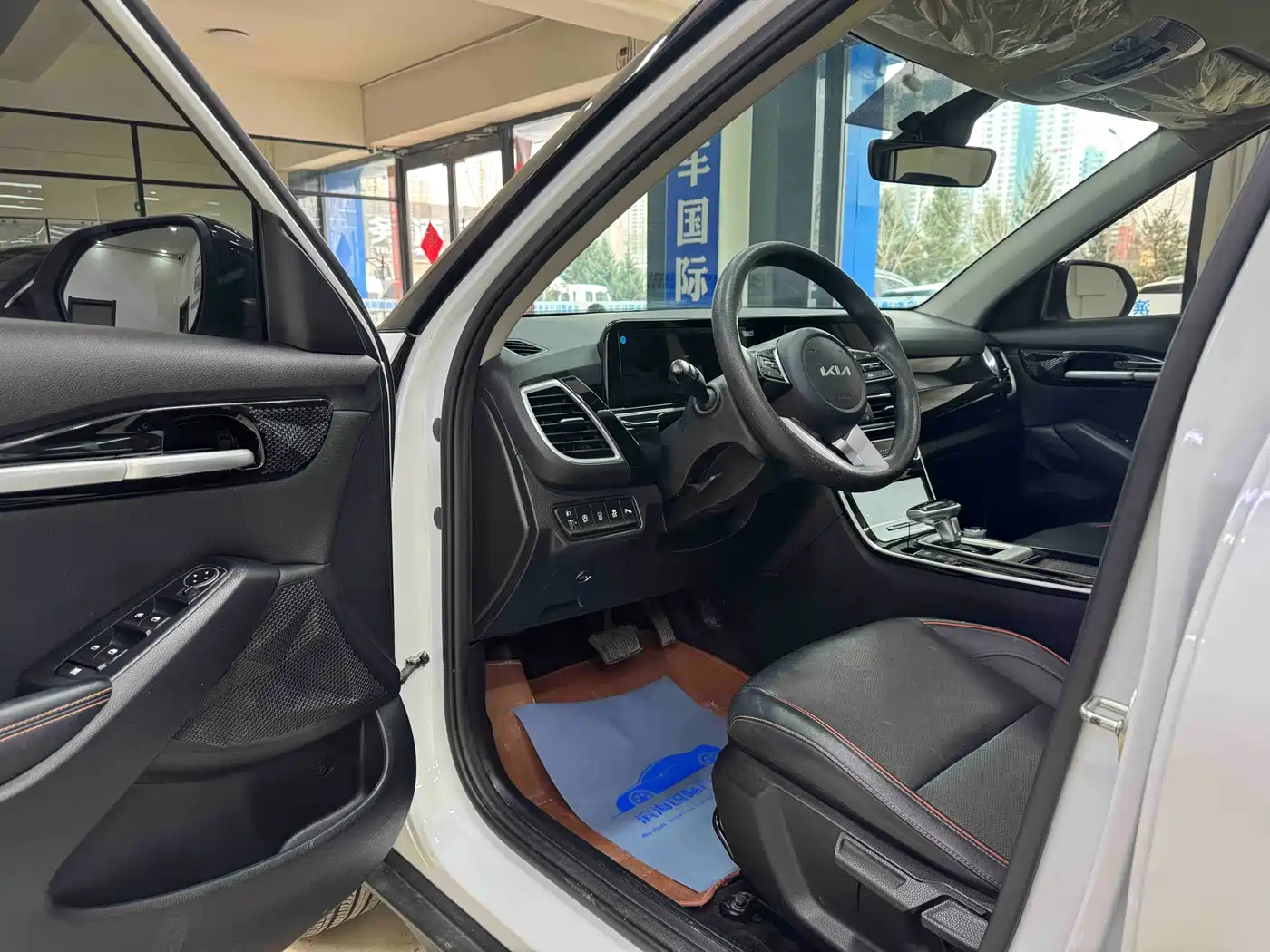 Kia Seltos 2023 1.5L CVT Luxury Edition фото 7