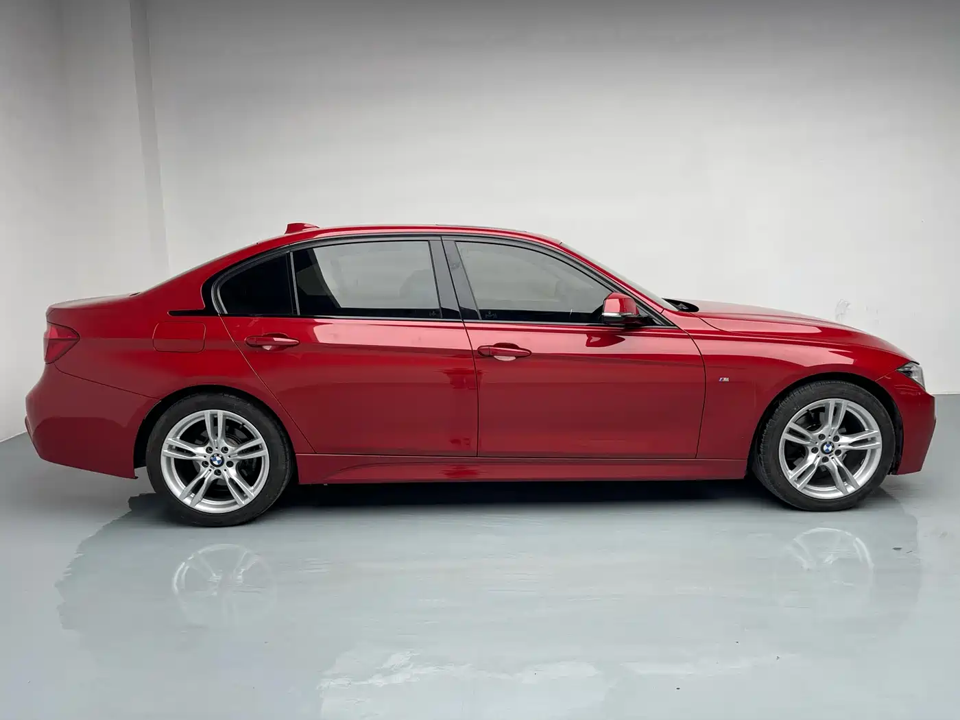 BMW 3 Series 2018 320Li Leading M Sport Package фото 3