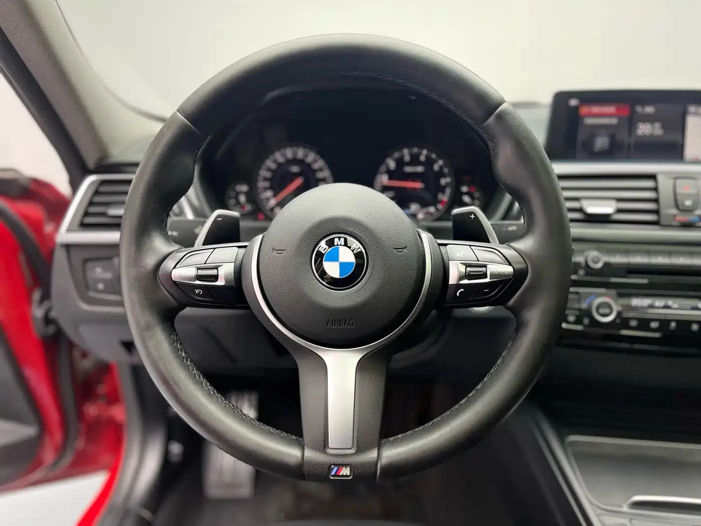 BMW 3 Series 2018 320Li Leading M Sport Package фото 6