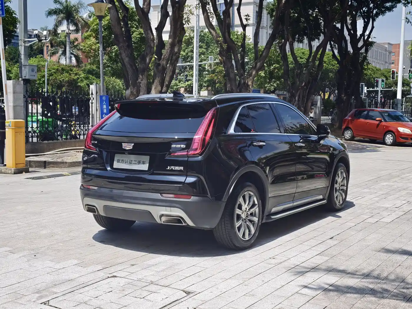 Cadillac XT4 2020 Facelift 28T 2WD Leading фото 8