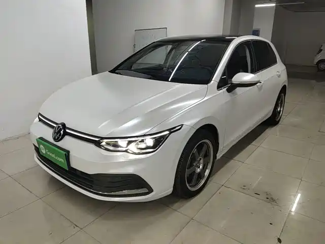 Volkswagen Golf 2022