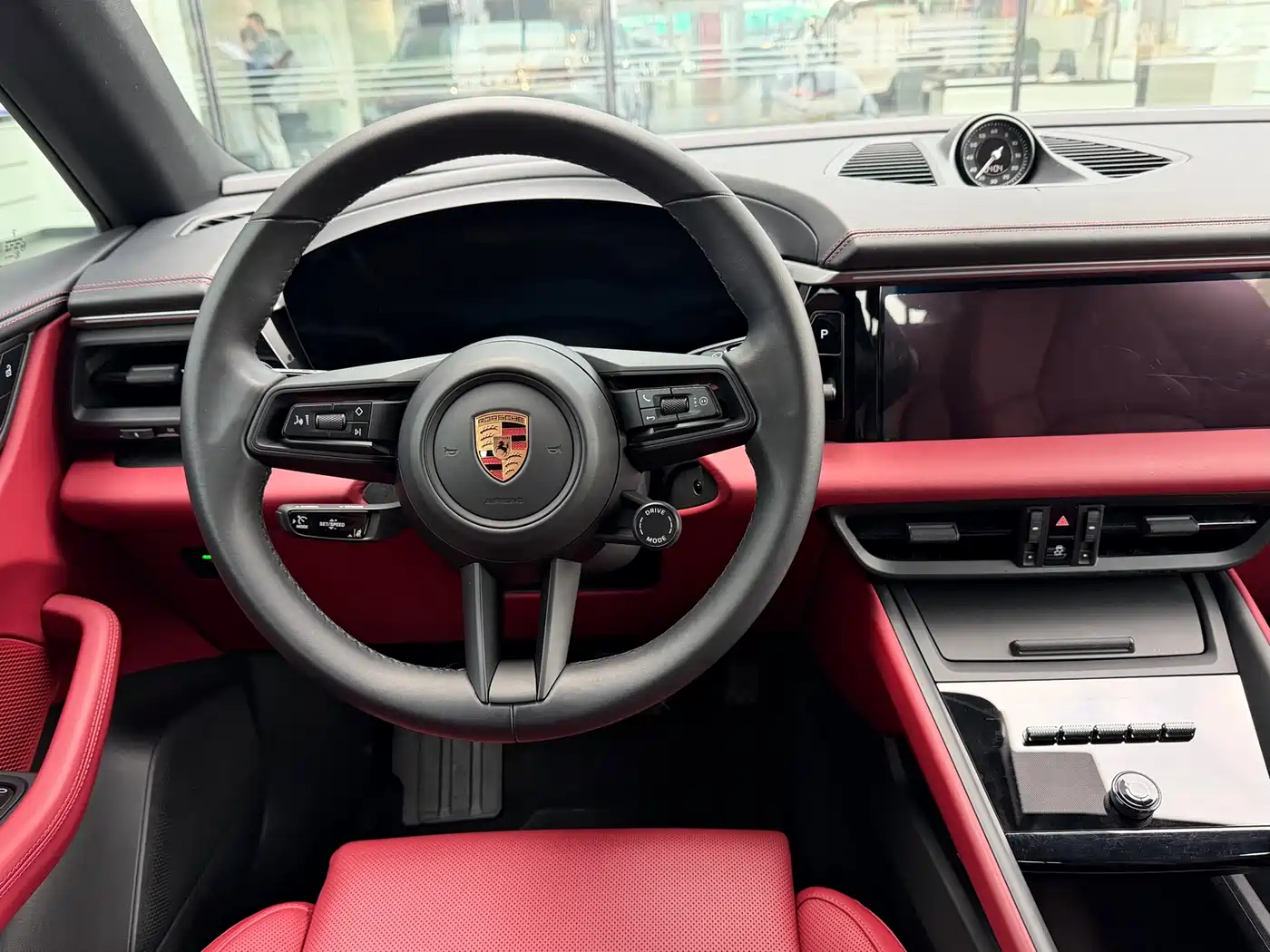 PORSCHE MACAN NEW ENERGY