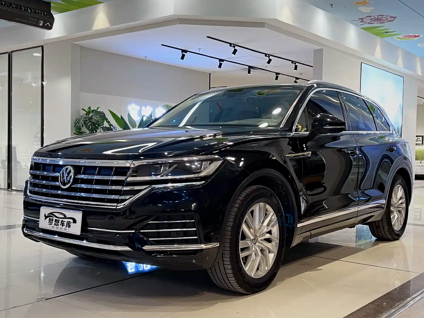 Volkswagen Touareg 2019 2.0TSI Sharp Wing Edition China VI
