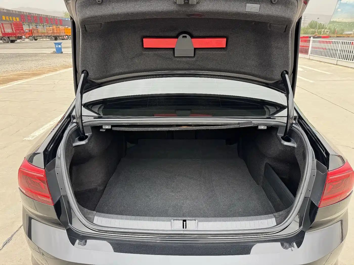Volkswagen Magotan 2020 330TSI DSG Leading фото 19