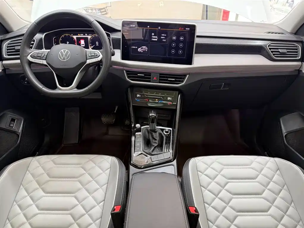 Volkswagen Tayron 2023 280TSI 2WD Luxury Plus Advanced Edition фото 18