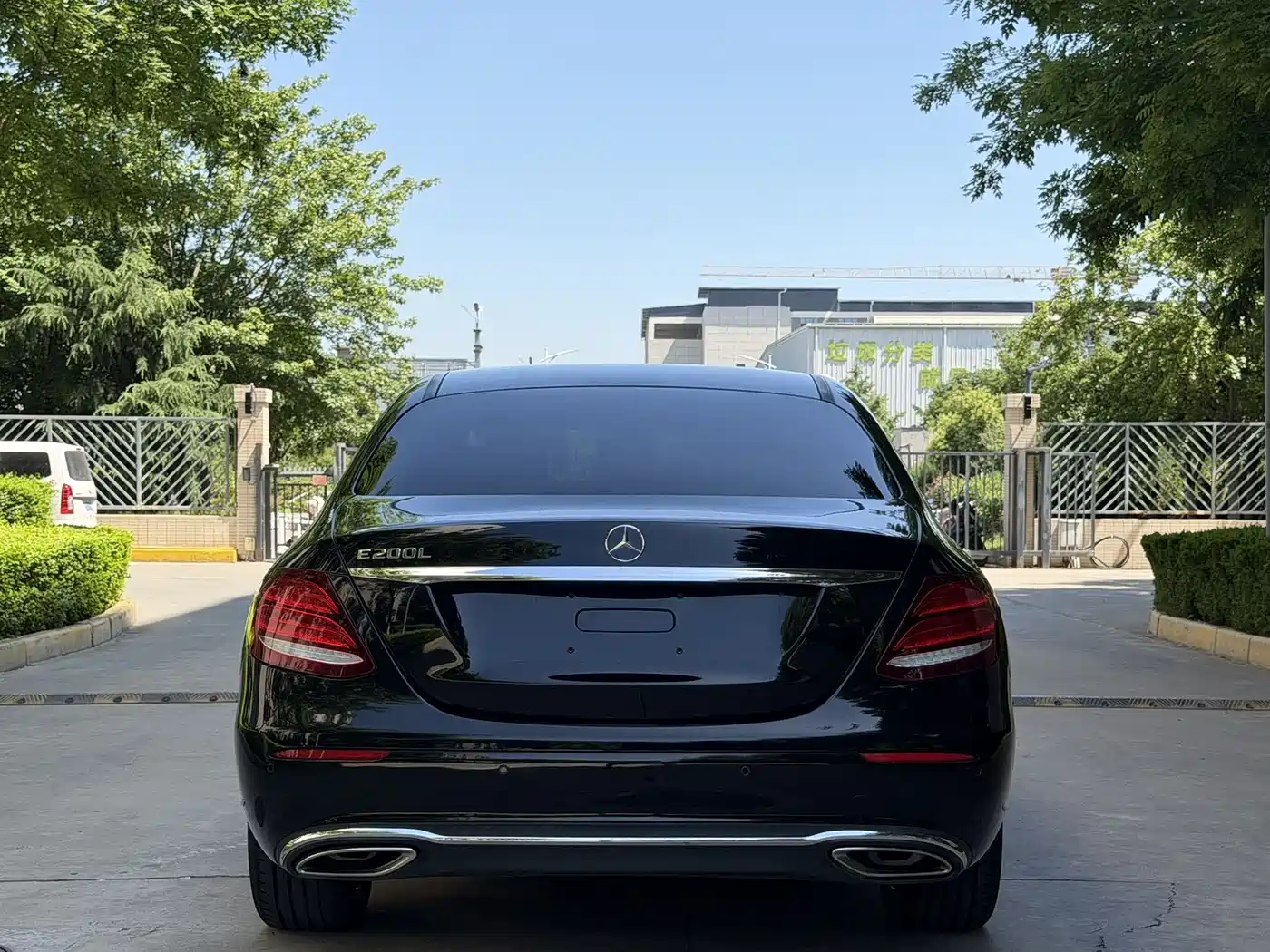Mercedes-Benz E-Class 2018 Facelift E 200 L фото 17