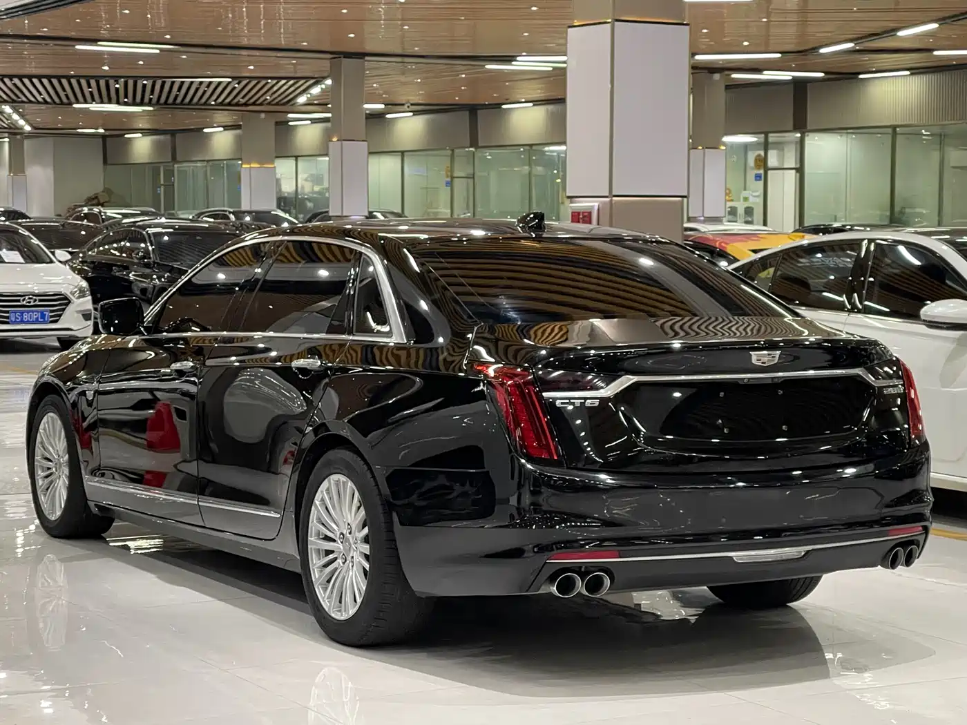 CADILLAC CT6