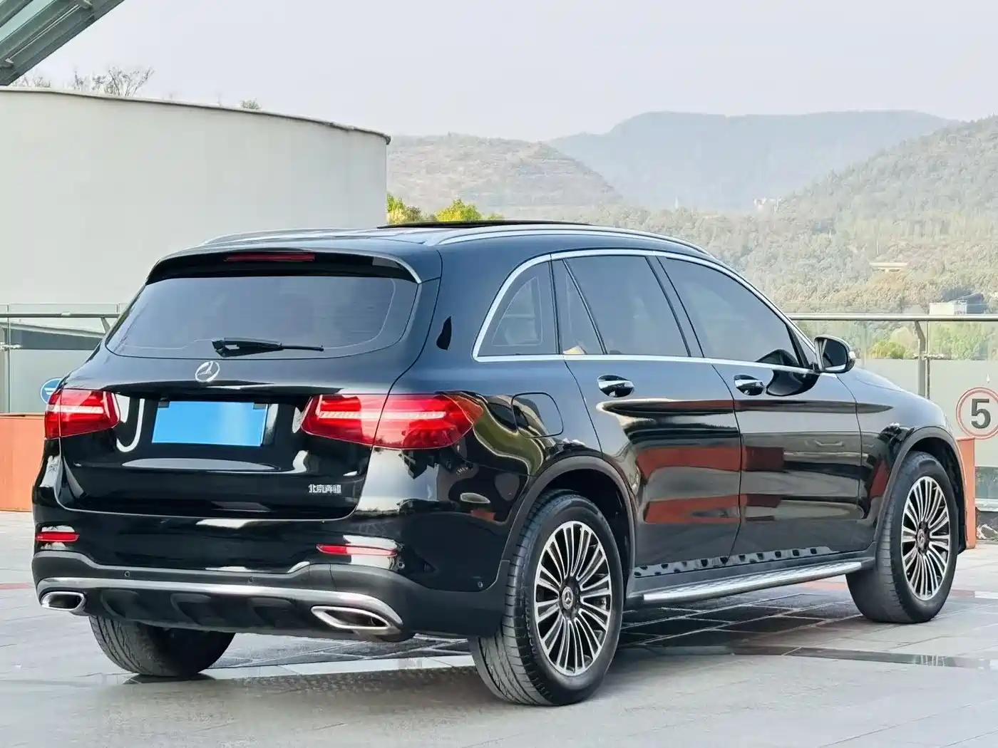 Mercedes-Benz GLC 2019 GLC 260 L 4MATIC Dynamic фото 5