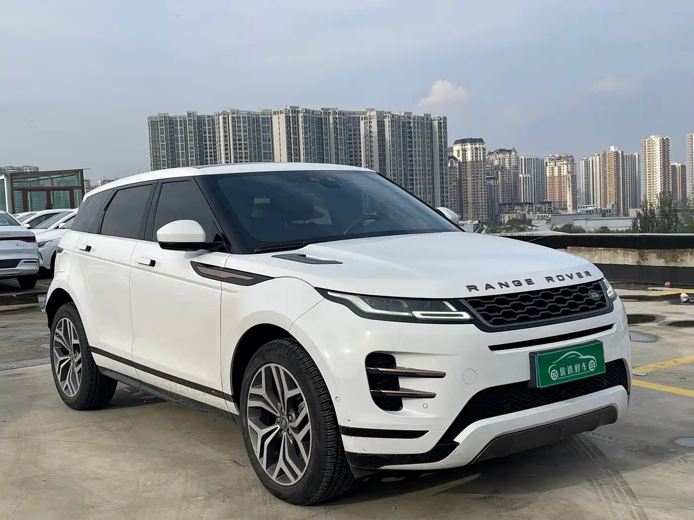 Land Rover Range Rover Evoque 2020 249PS R-DYNAMIC S Sport Edition фото 3