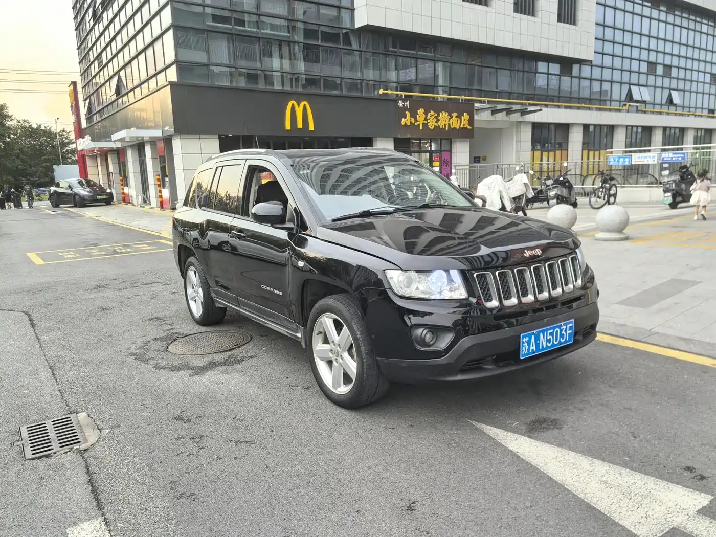 Jeep Compass (Import) 2012 2012 2.4L AWD Luxury Edition