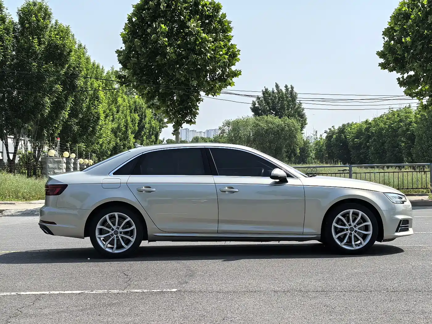 Audi A4L 2019 40 TFSI Progressive (China VI) фото 17