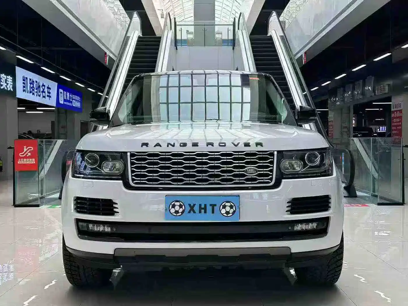 Land Rover Range Rover 2014 3.0 SC V6 Vogue SE фото 2