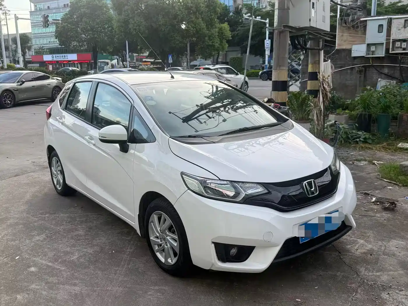 Photo 3 - Honda Fit