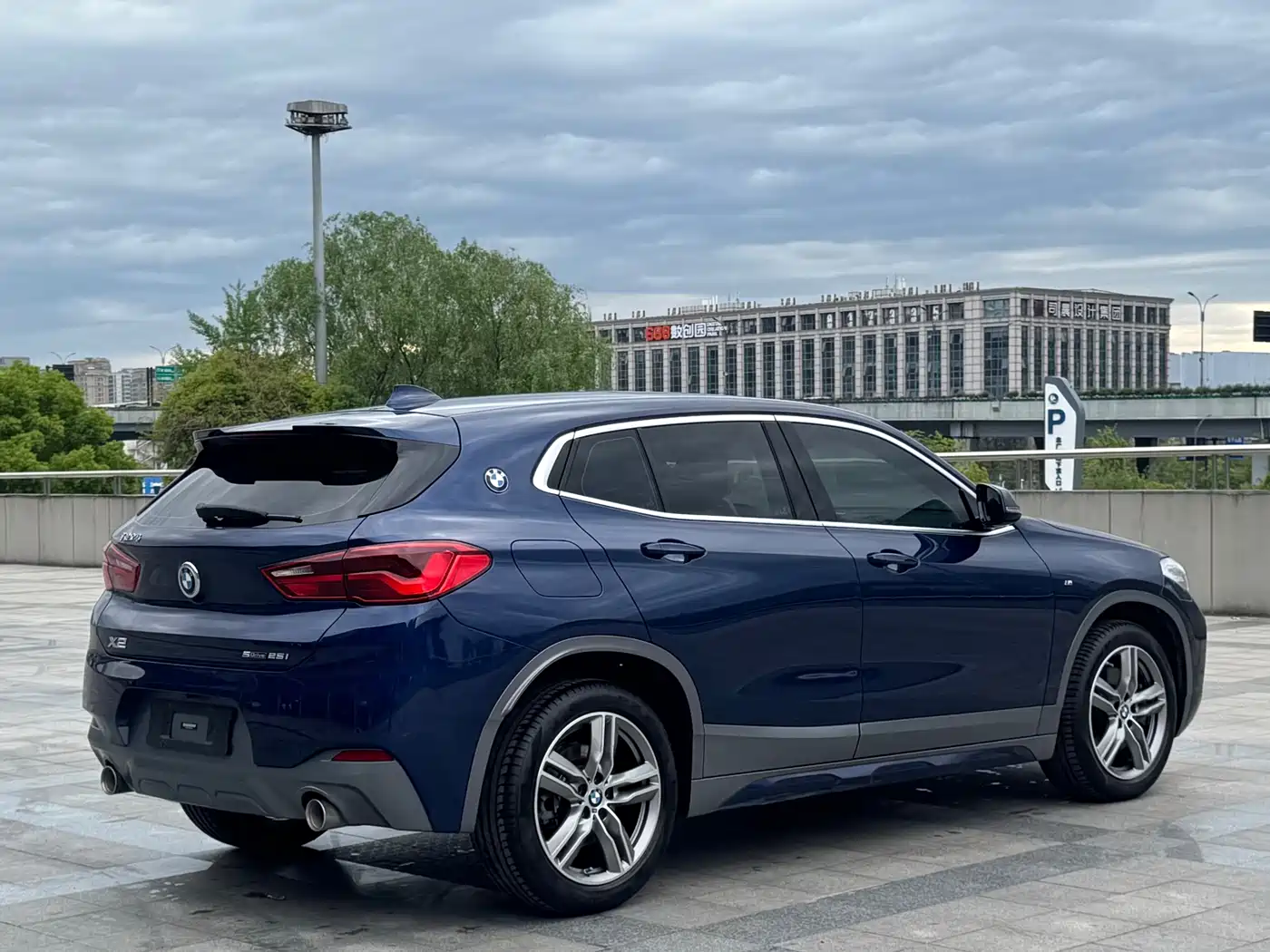 BMW X2 2020 sDrive25i Leading M Off-Road Package фото 15
