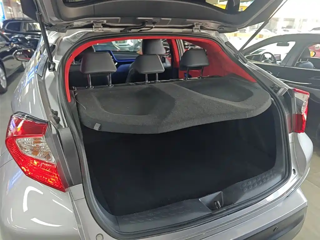 Toyota IZOA 2018 2.0L Yichi Edition China V фото 19