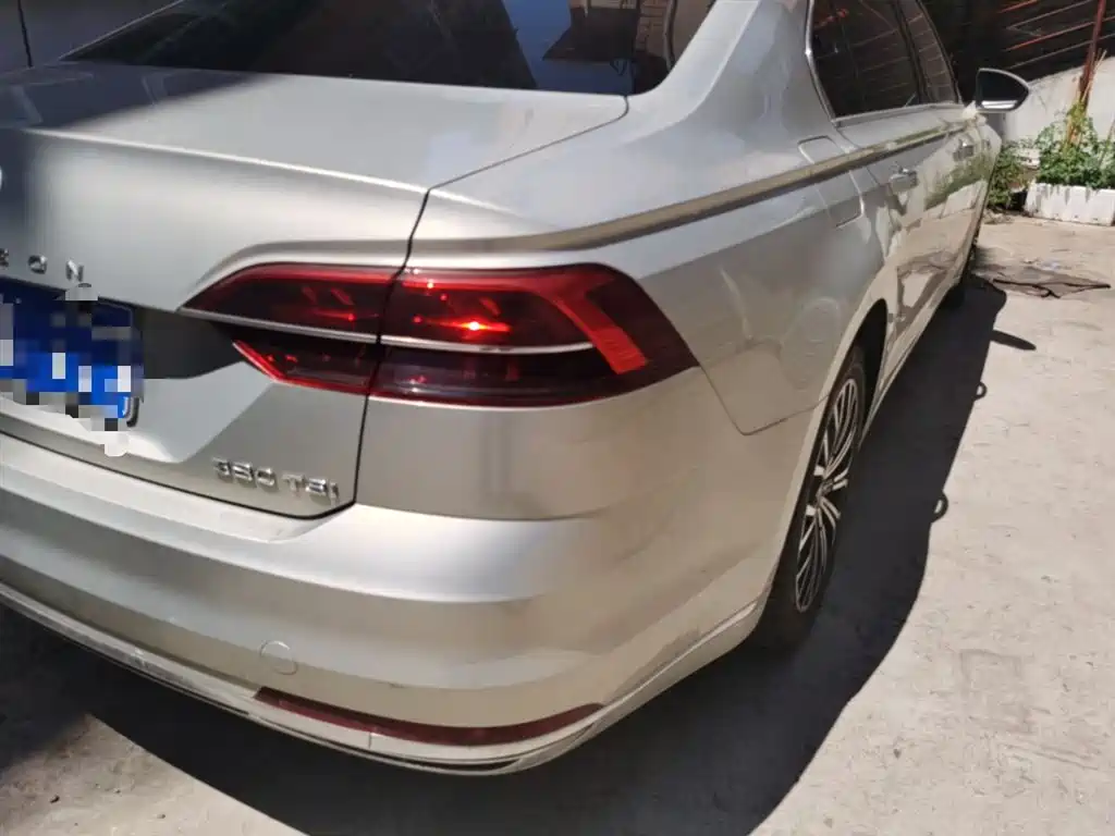 Volkswagen Phideon 2018 Facelift 380TSI FWD Business фото 10