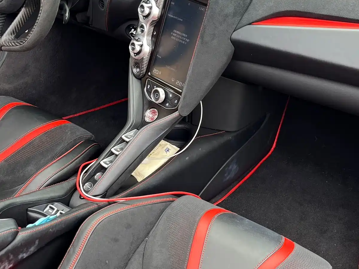 McLaren 720S 2019 4.0T Spider фото 9