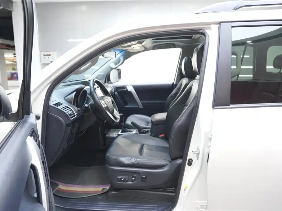 Toyota Prado 2016 2.7L Auto Luxury Edition фото 18