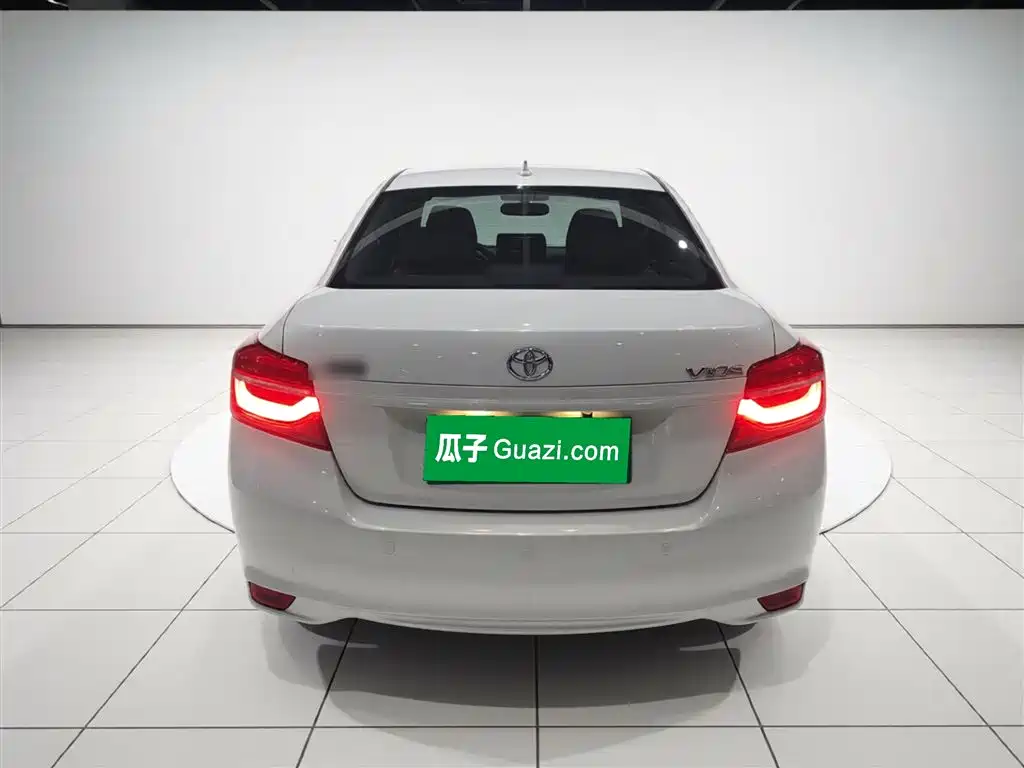 Toyota Vios 2022 1.5L 20th Anniversary Edition фото 4