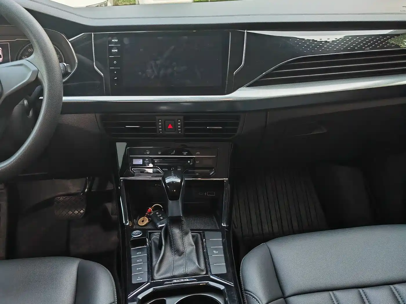 Volkswagen Passat New Energy 2022 Facelift 430PHEV Hybrid Elite Edition фото 8