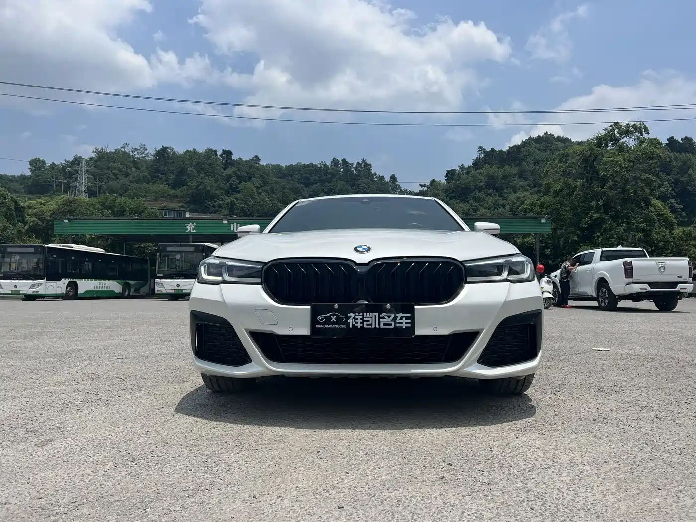 BMW 5 Series 2021 530Li Leading M Sport Package фото 2