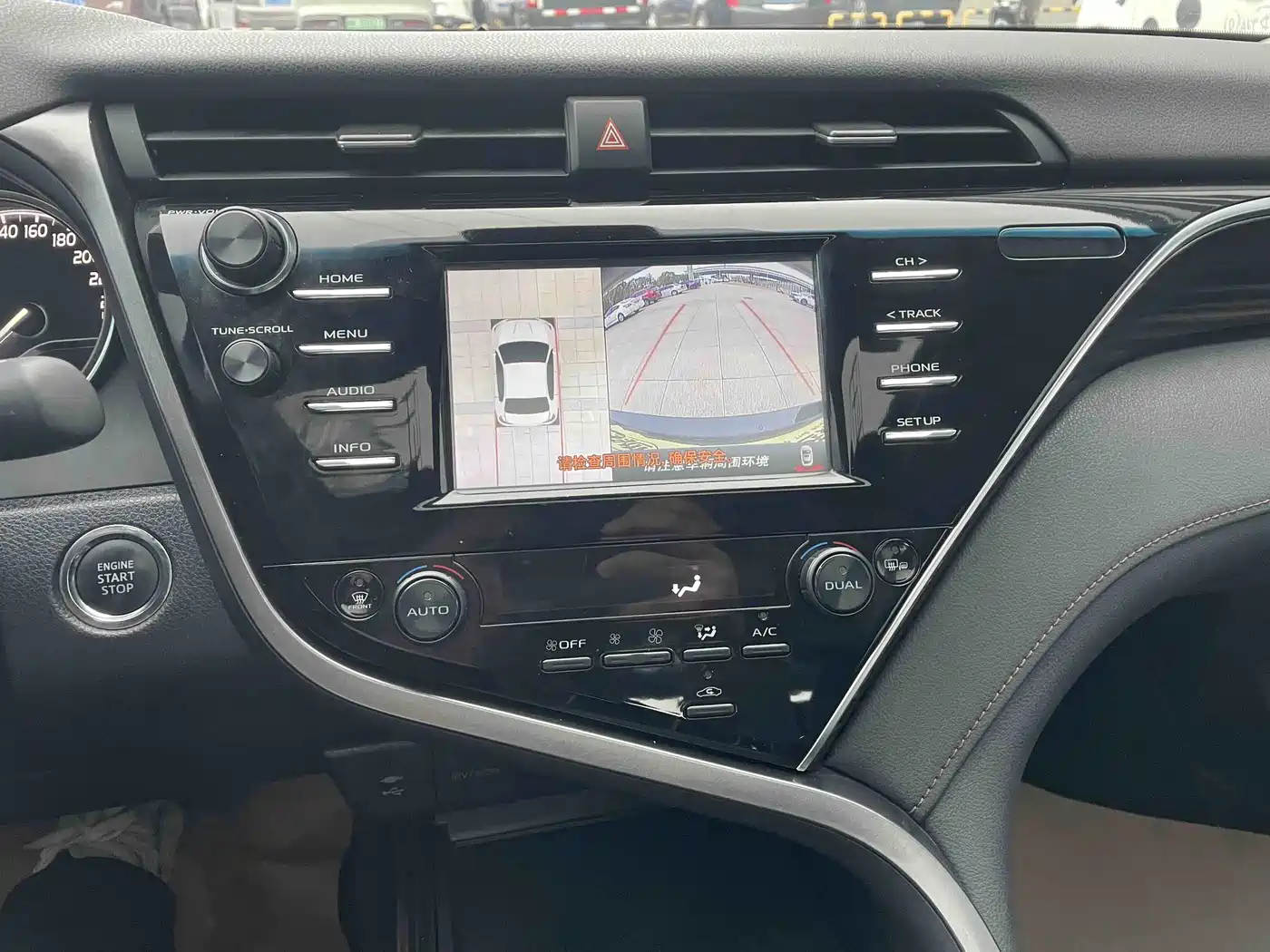 Toyota Camry 2018 2.0G Luxury Edition фото 13
