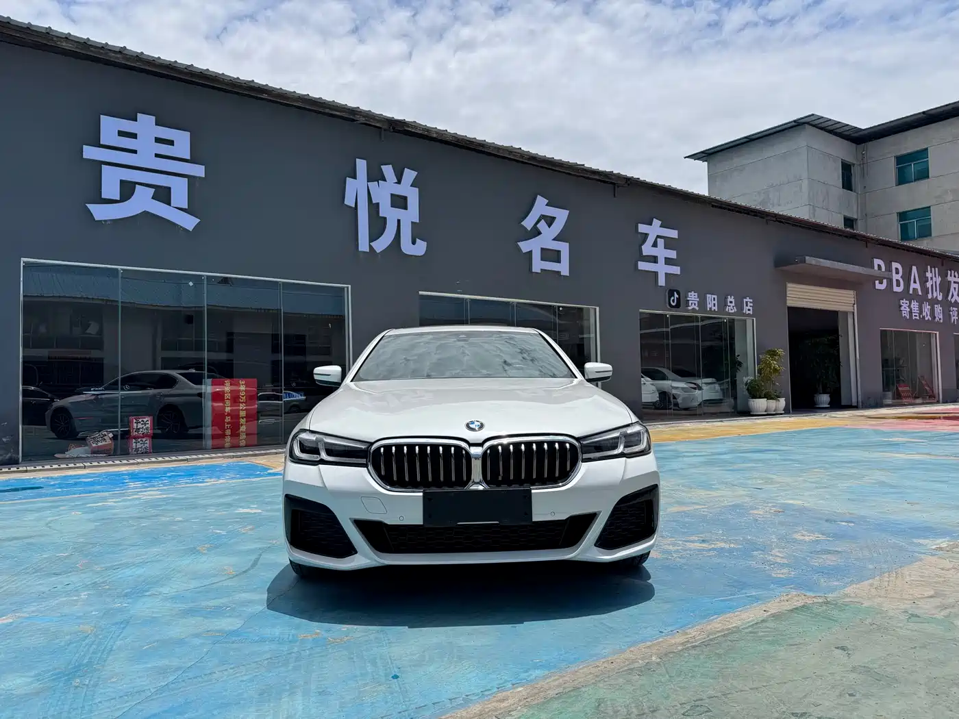 BMW 5 Series 2021 525Li M Sport Package фото 2