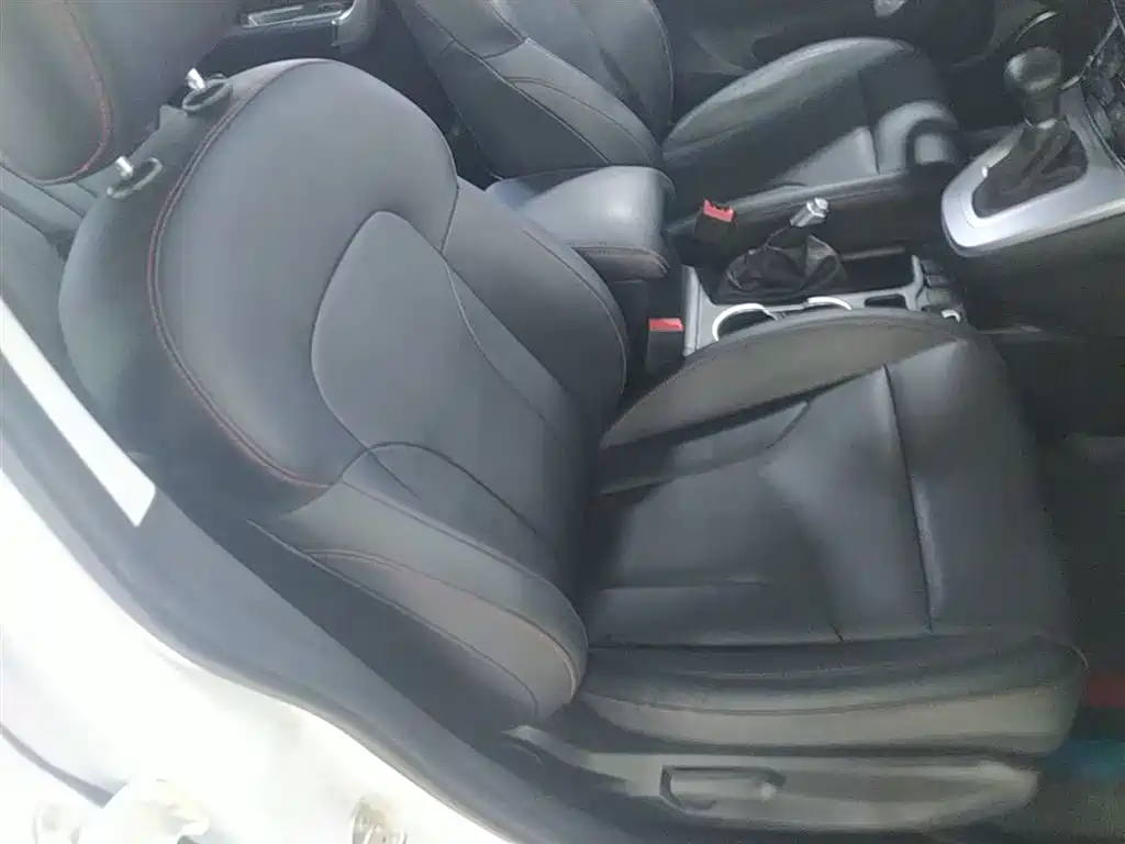 Haval M6 2019 1.5T DCT 2WD Value Edition (China VI) фото 25