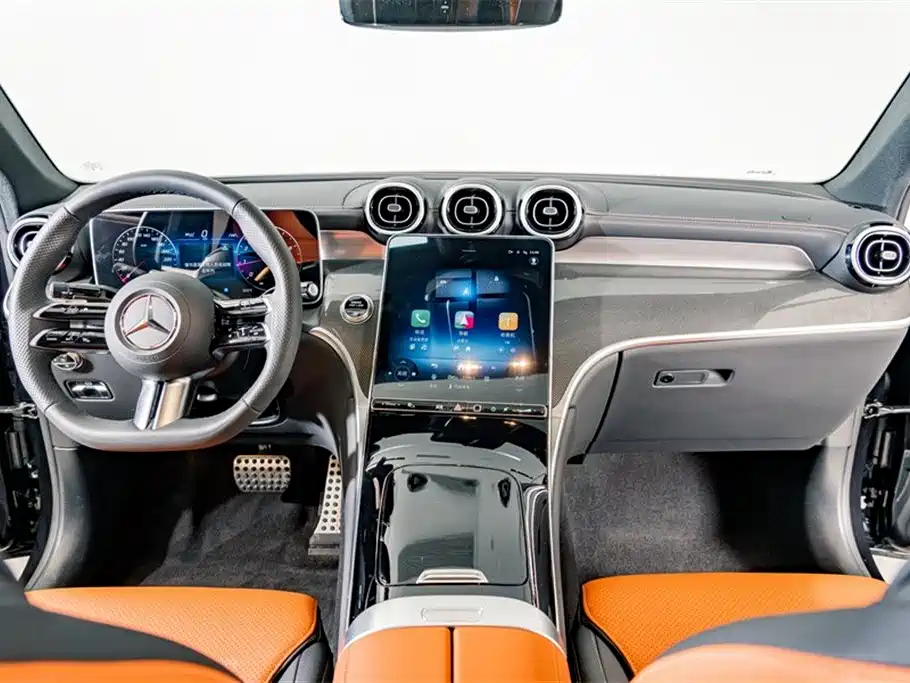 Mercedes-Benz GLC Coupe 2025 GLC 260 4MATIC Coupe SUV фото 11