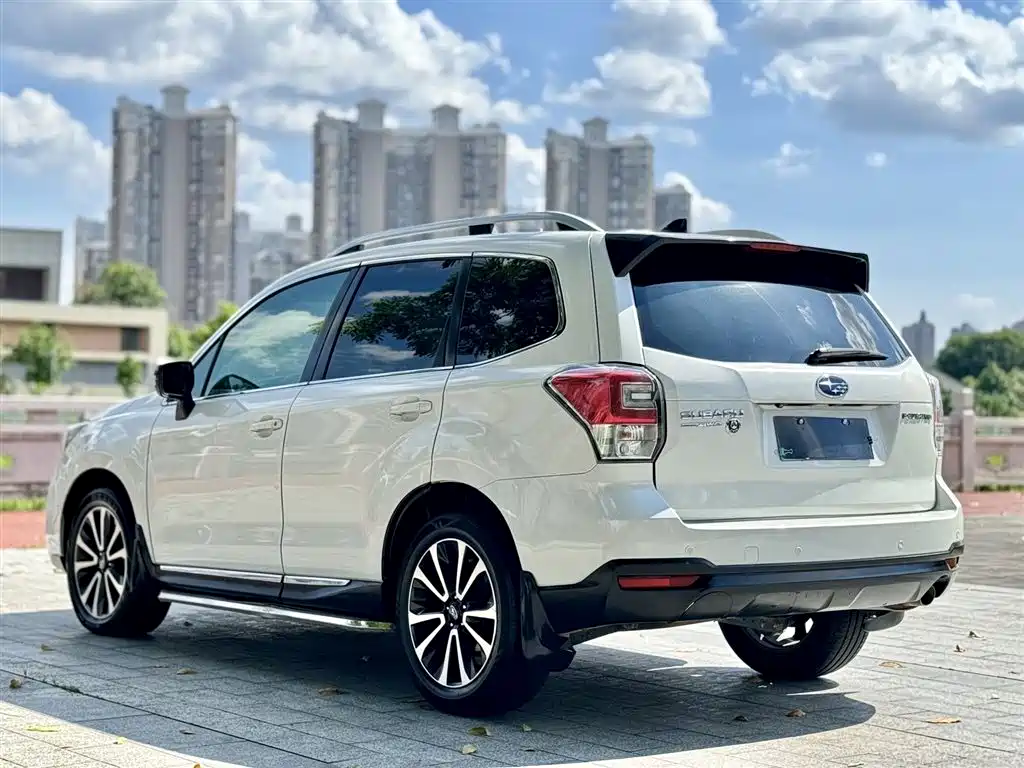 SUBARU FORESTER