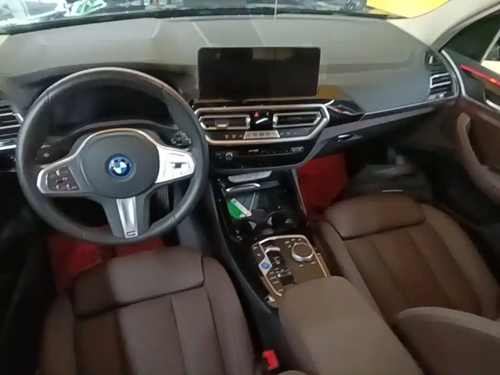 BMW iX3 2025 2024 Leading Edition