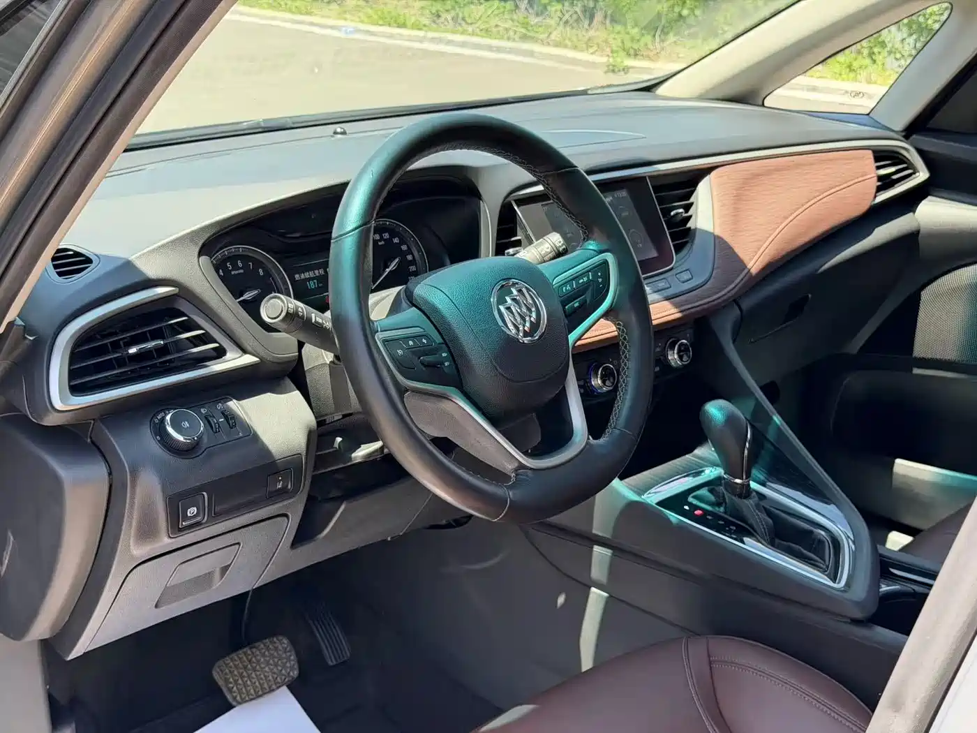 Buick GL6 2018 18T 6-Seater Luxury фото 4