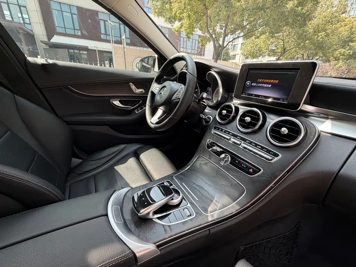 Mercedes-Benz C-Class 2016 C 180 L Sport фото 23