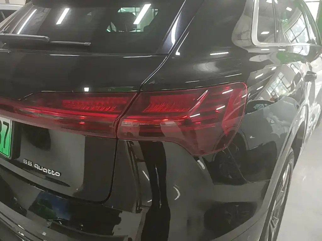 Audi e-tron (Import) 2020 2019 55 quattro Technology