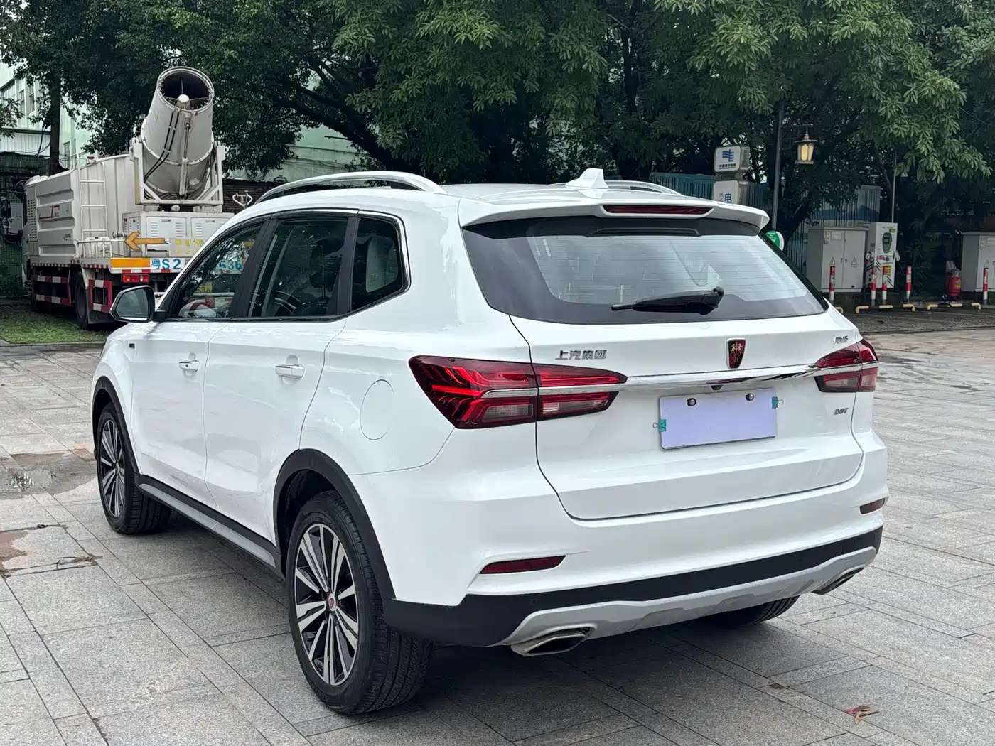 Фото 6 - Roewe RX5