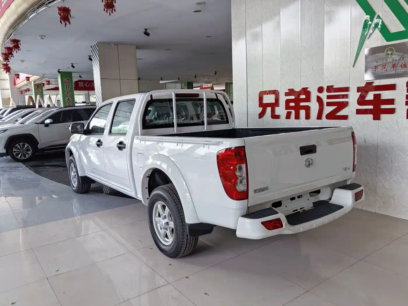 Great Wall Fengjun 5 2026 2023 2.4L Gasoline 4WD Aspiring Double Cab