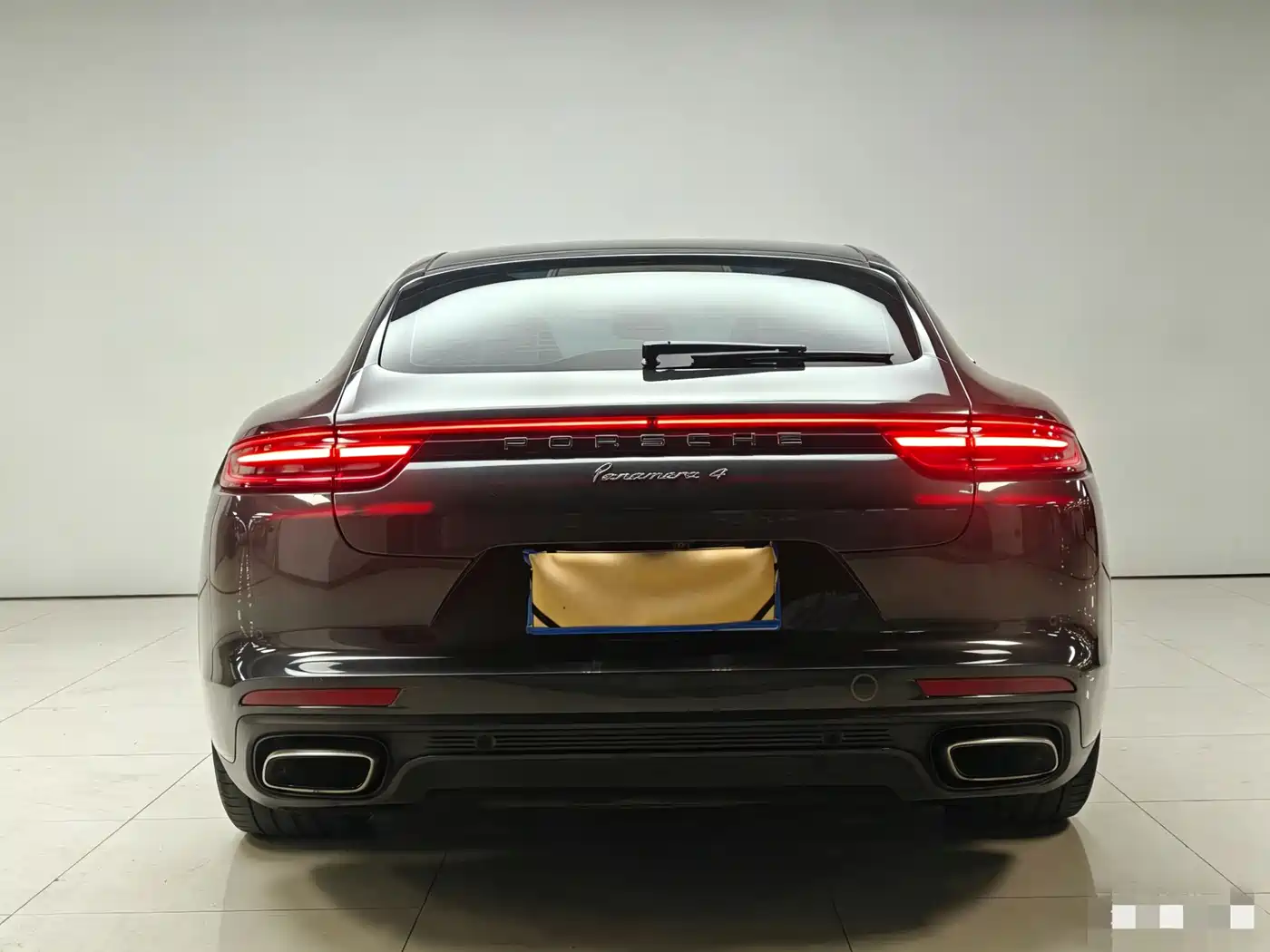 Porsche Panamera 2017 Panamera 4 Executive Long Wheelbase 3.0T фото 5