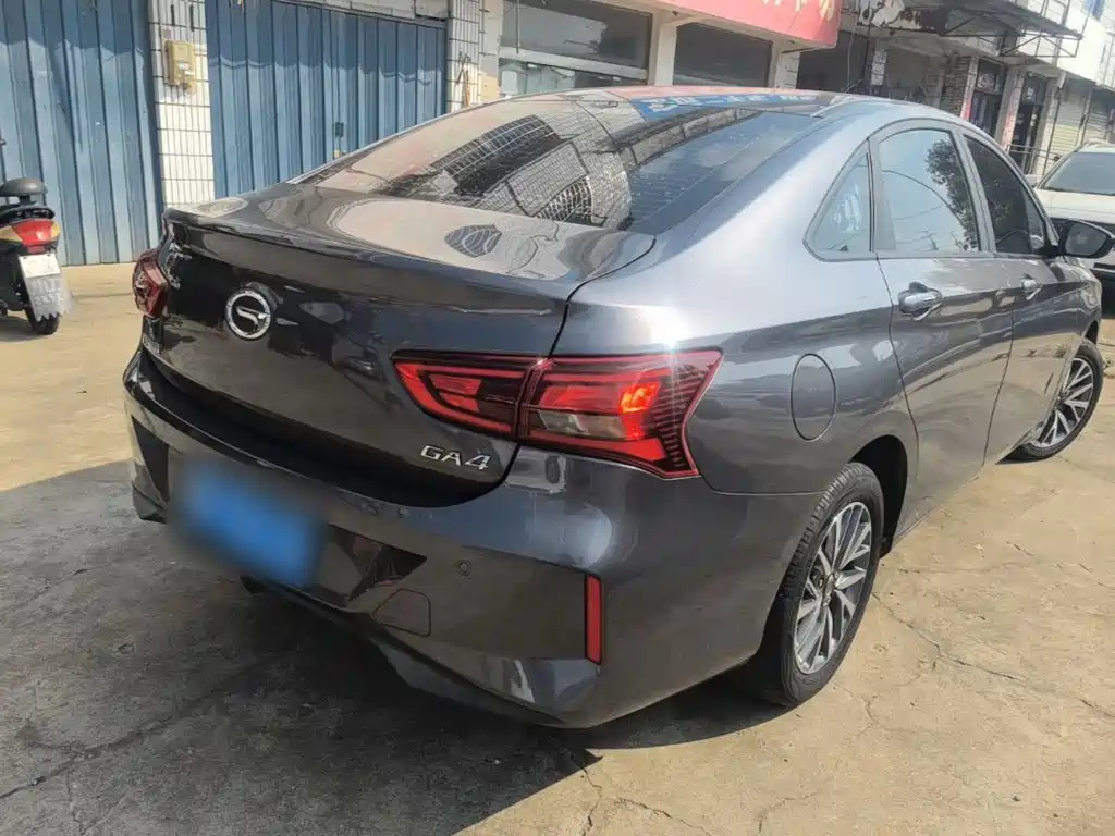 GAC Trumpchi Trumpchi GA4 2022 2021 PLUS 235T Automatic Premium Edition