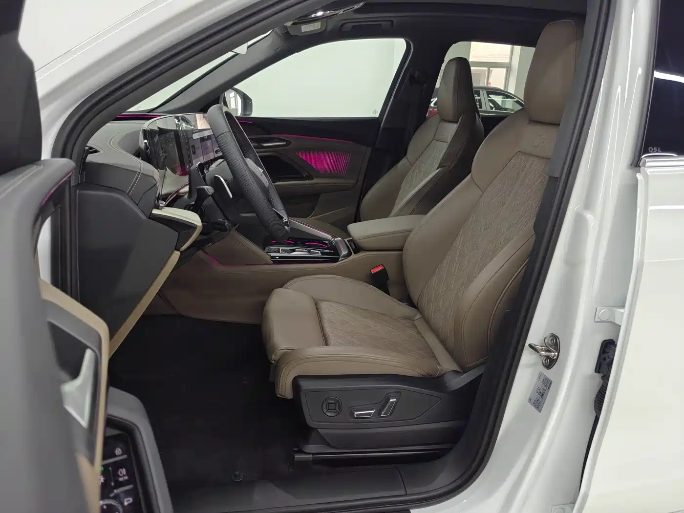 Audi Q5L 2026 Luxury Sport 150kW фото 11