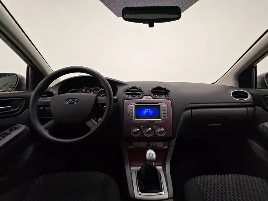 Фото 5 - Ford Focus