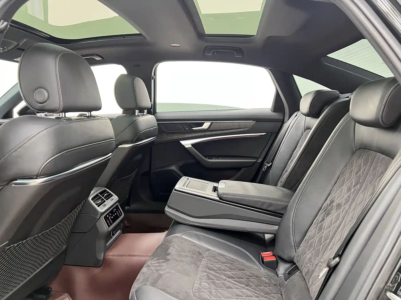 Audi A6L 2022 45 TFSI Premium Dynamic фото 15