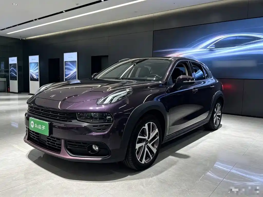 2021 Lynk & Co 02