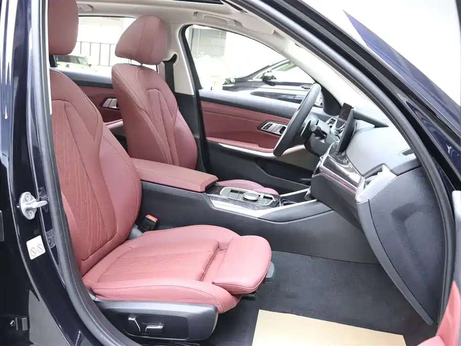 BMW 3 Series 2024 325Li M Sport Package фото 19
