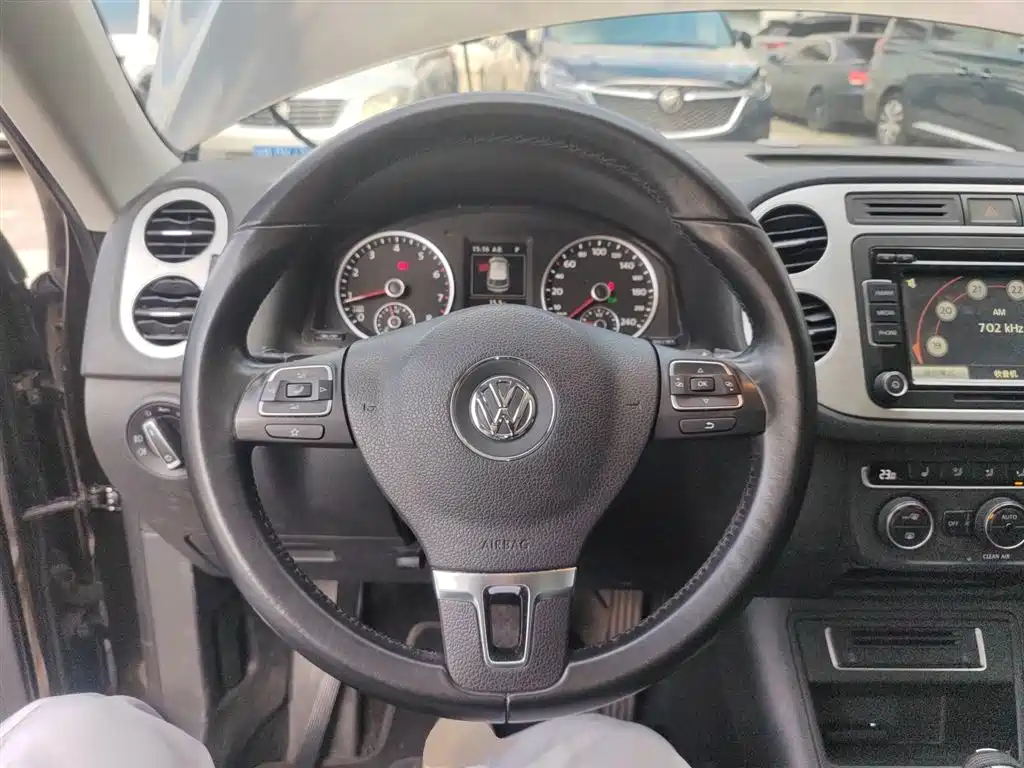 Volkswagen Tiguan 2016 Model 300TSI Automatic 2WD Luxury Edition фото 11