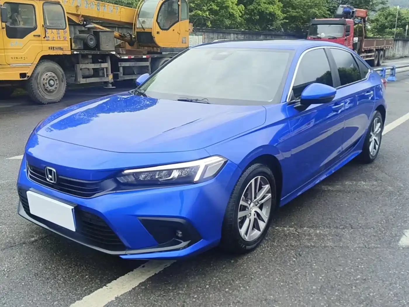 Фото 1 - Honda Civic