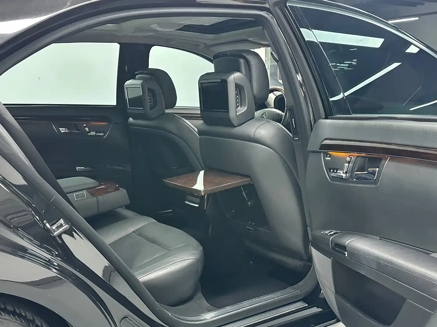 Mercedes-Benz S-Class 2012 S 350 L 4MATIC Grand Edition фото 5