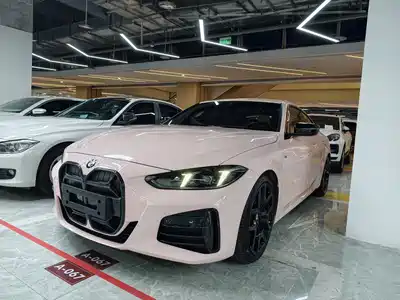 BMW 4